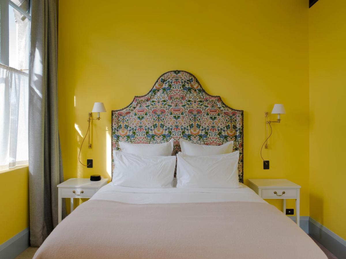 The Observatory Hotel ไครสต์เชิร์ช ภายนอก รูปภาพ A bedroom at the hotel