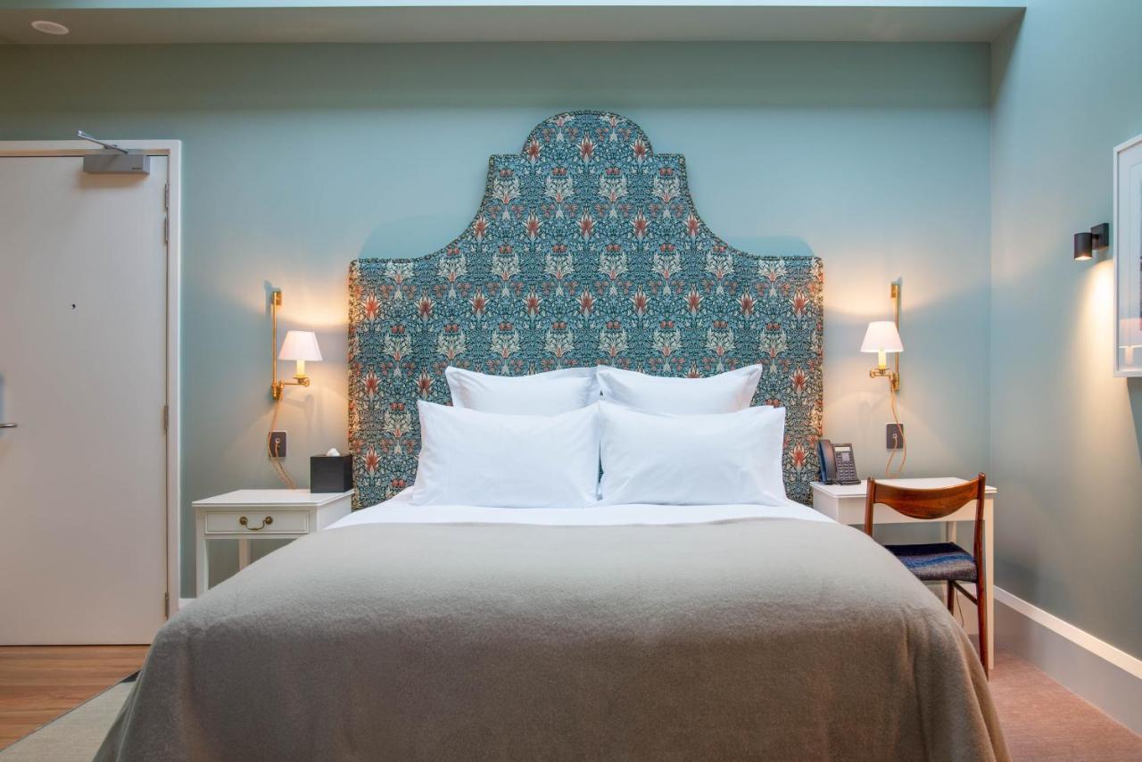 The Observatory Hotel ไครสต์เชิร์ช ภายนอก รูปภาพ A bedroom at the hotel
