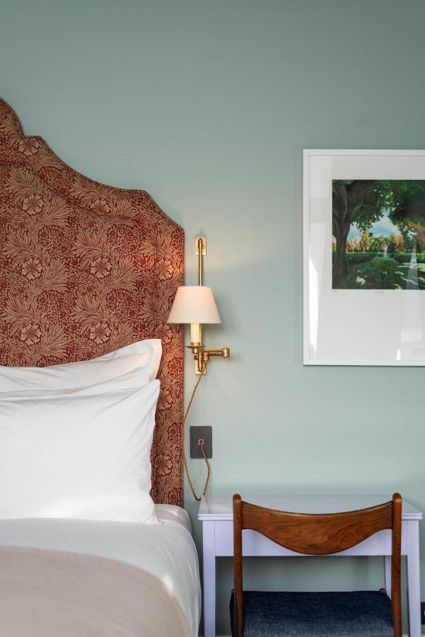 The Observatory Hotel ไครสต์เชิร์ช ภายนอก รูปภาพ A wall light